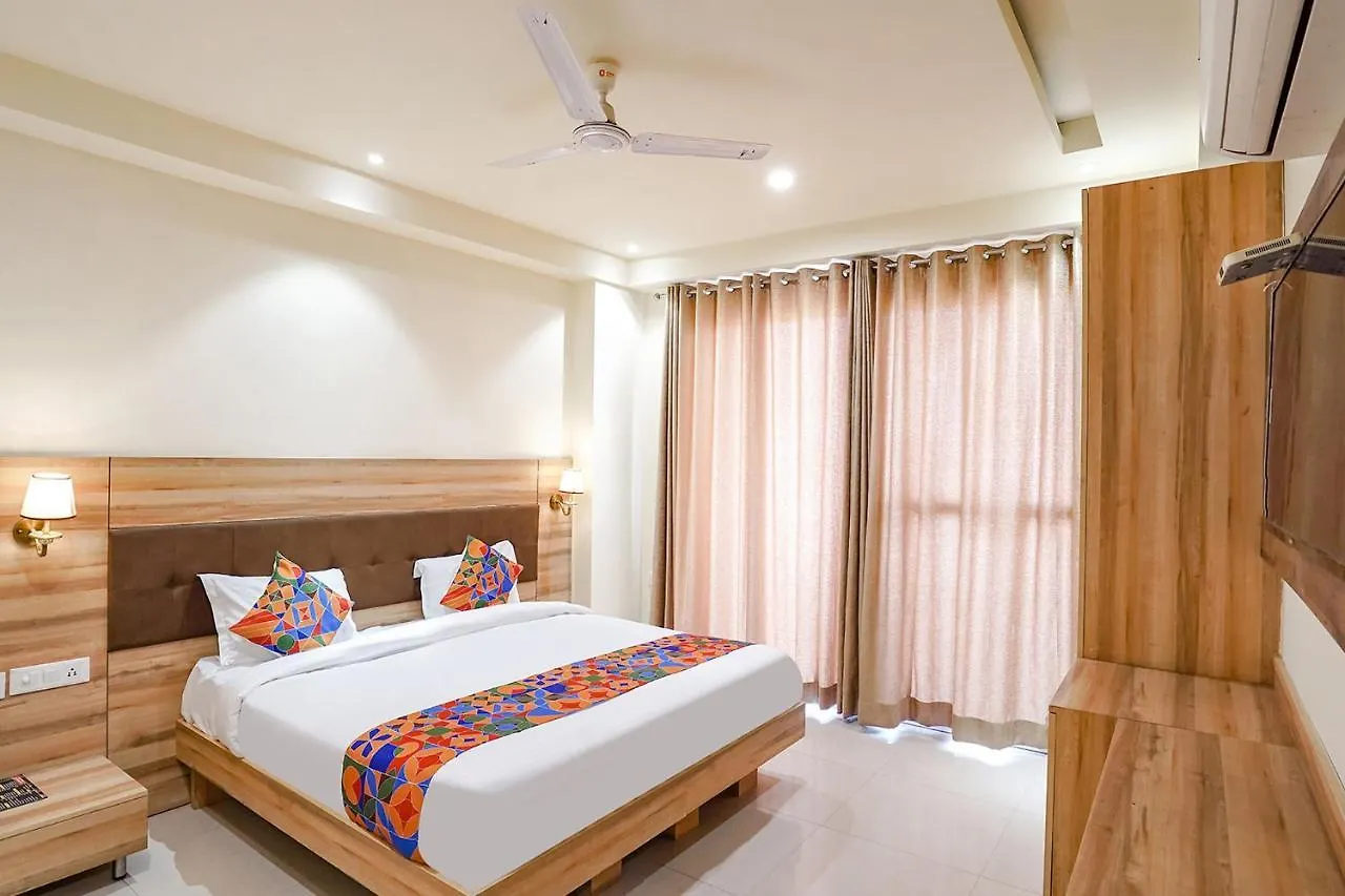 Fabexpress My Hotel New Delhi